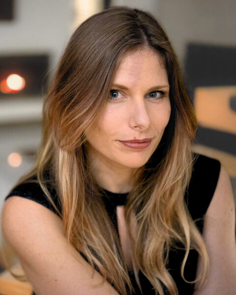 Portrait of Ivy Thomas (Yvonne Schwalowski)